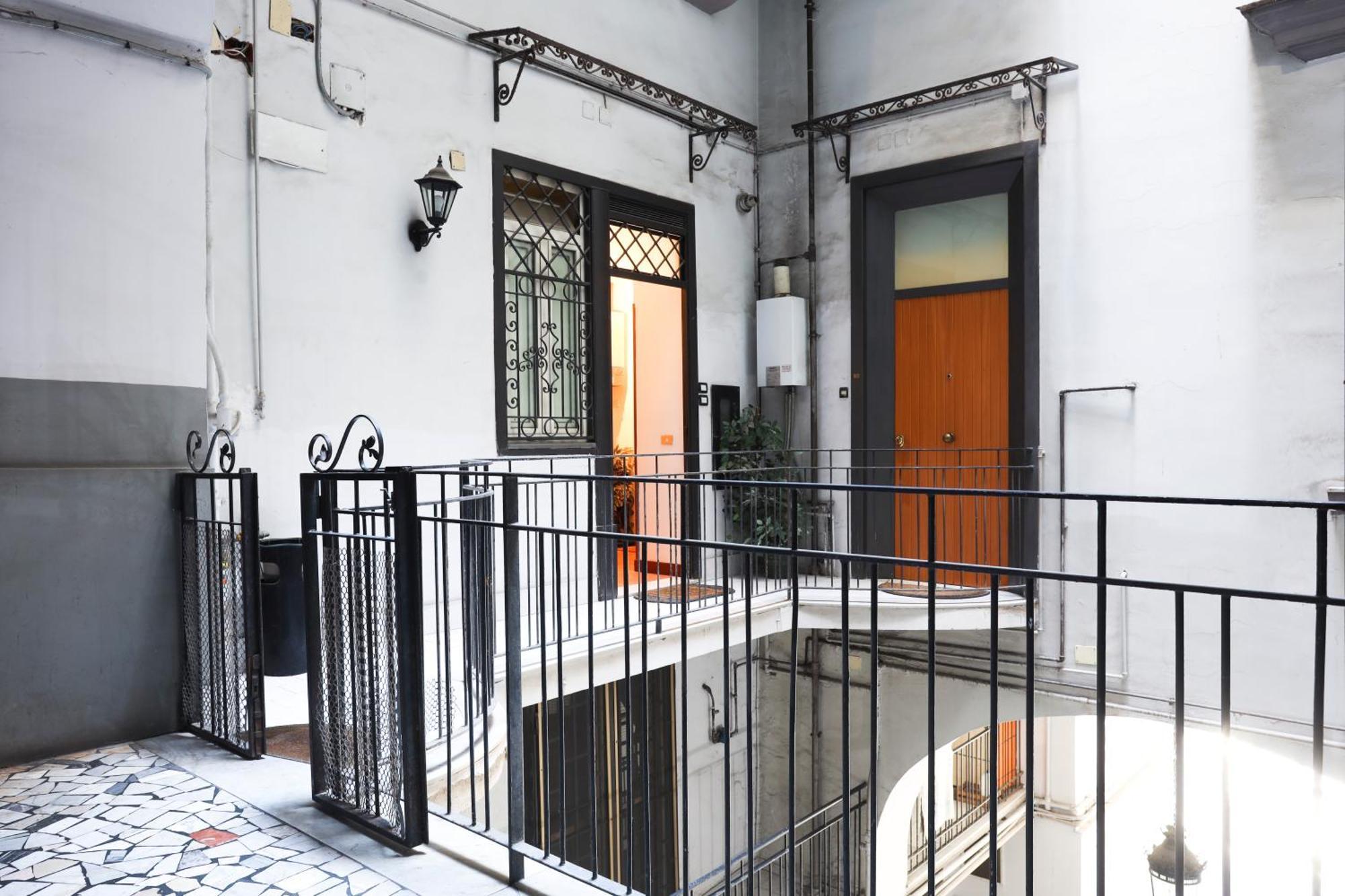 Chiaia Sea View Gem * Naples
